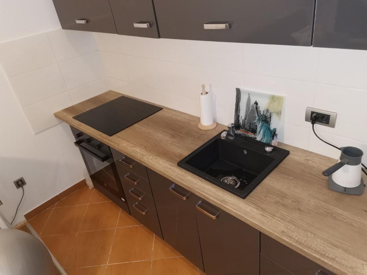 Apartment Luki Novi Sad Exterior foto