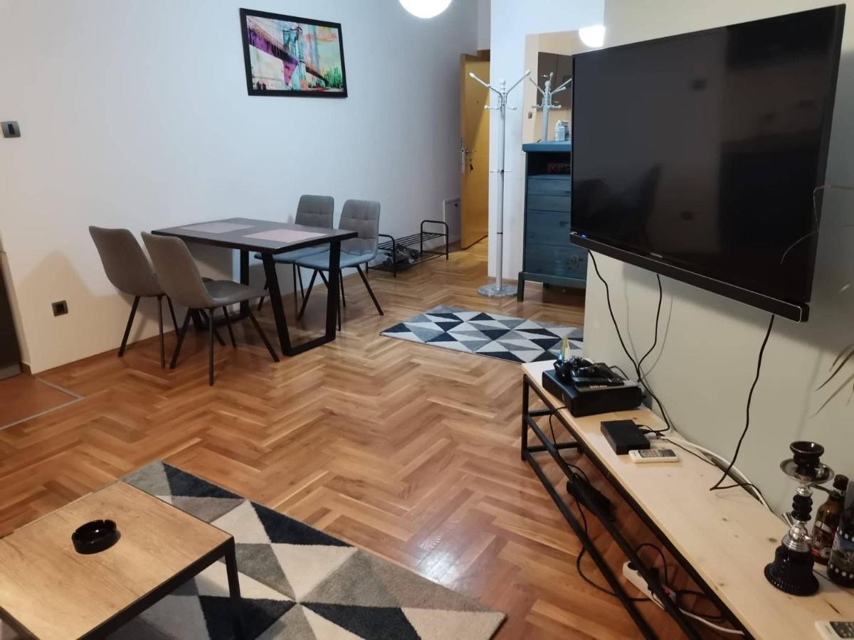 Apartment Luki Novi Sad Exterior foto
